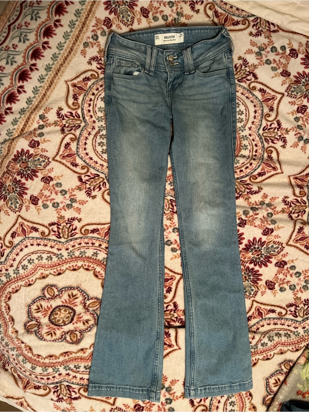 Hollister Ultra Low Rise Boot Studded Pockets Jeans 000 23